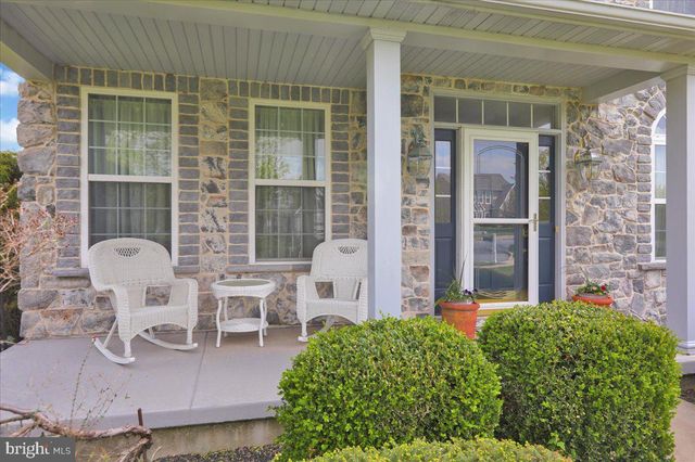 404 SOUTHFIELD DR, Oley, PA 19547