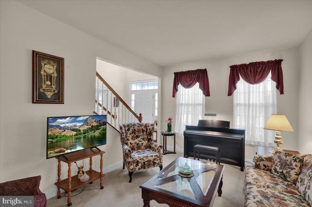 404 SOUTHFIELD DR, Oley, PA 19547
