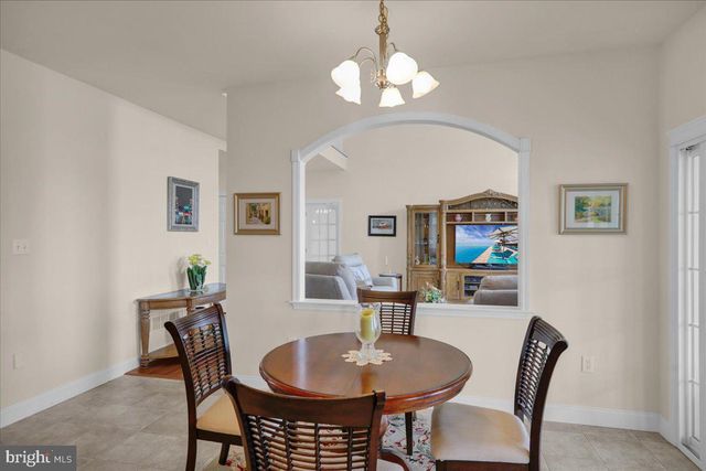 404 SOUTHFIELD DR, Oley, PA 19547