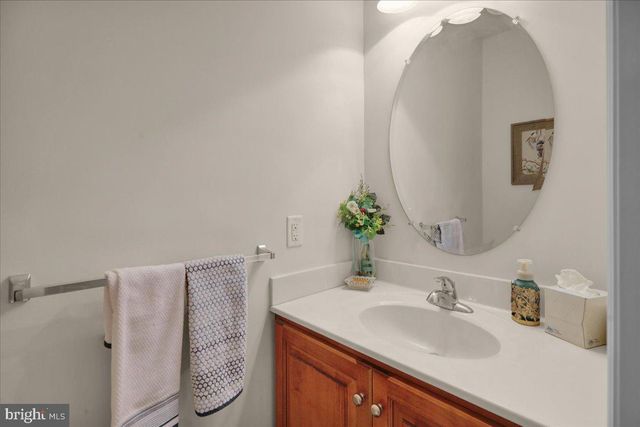 404 SOUTHFIELD DR, Oley, PA 19547