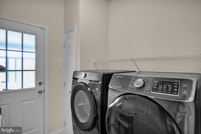 404 SOUTHFIELD DR, Oley, PA 19547