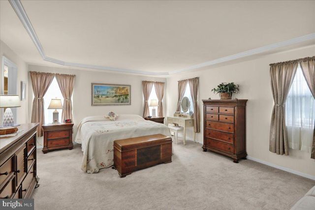 404 SOUTHFIELD DR, Oley, PA 19547