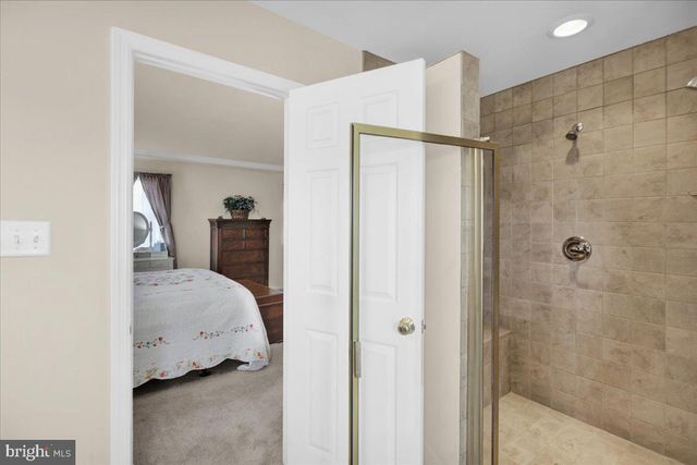 404 SOUTHFIELD DR, Oley, PA 19547