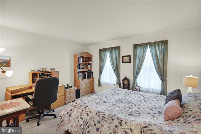 404 SOUTHFIELD DR, Oley, PA 19547