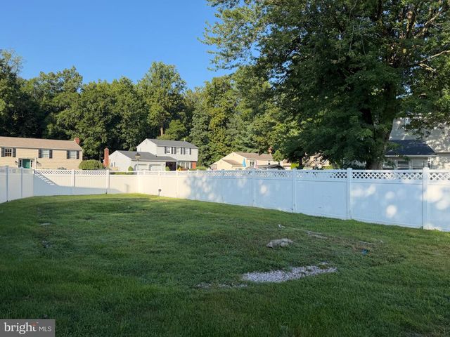 65 LINCOLN DR, Clementon, NJ 08021