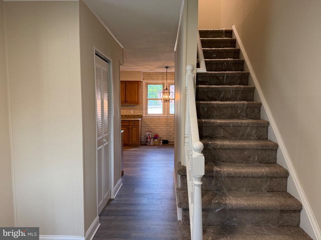 65 LINCOLN DR, Clementon, NJ 08021