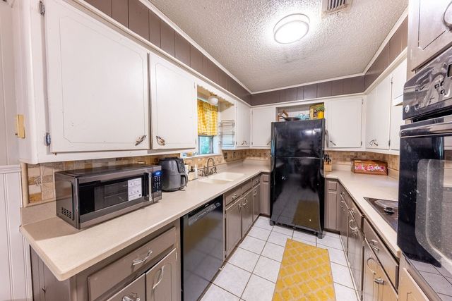 303 Wanda Drive, Winnsboro, TX 75494