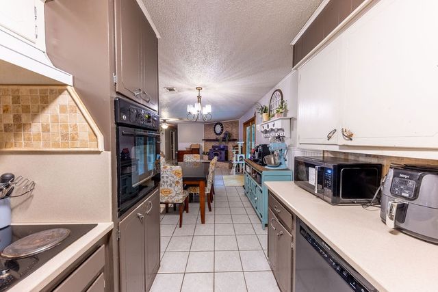 303 Wanda Drive, Winnsboro, TX 75494