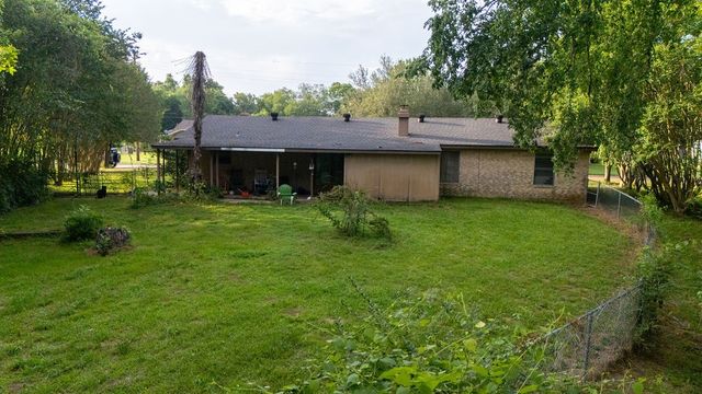 303 Wanda Drive, Winnsboro, TX 75494