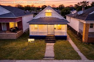 5151 Yemans Street, Hamtramck, MI 48212