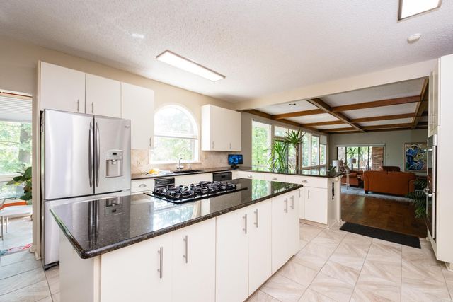 13505 Saddle Hill Drive, Little Rock, AR 72212
