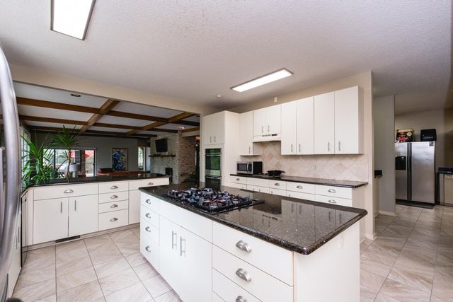 13505 Saddle Hill Drive, Little Rock, AR 72212