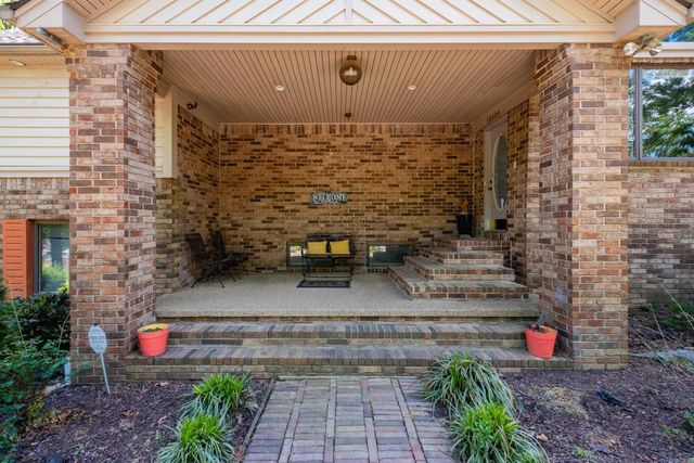 13505 Saddle Hill Drive, Little Rock, AR 72212