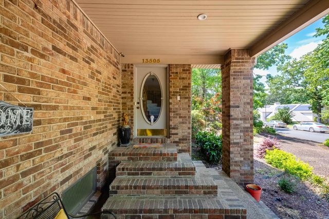 13505 Saddle Hill Drive, Little Rock, AR 72212