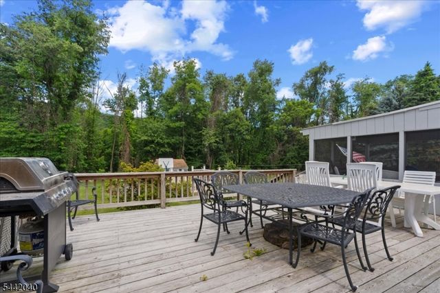 5 Bethel Ct, Vernon Twp., NJ 07461