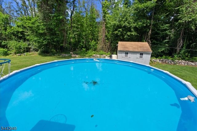 5 Bethel Ct, Vernon Twp., NJ 07461
