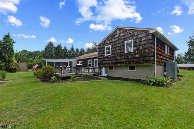 5 Bethel Ct, Vernon Twp., NJ 07461