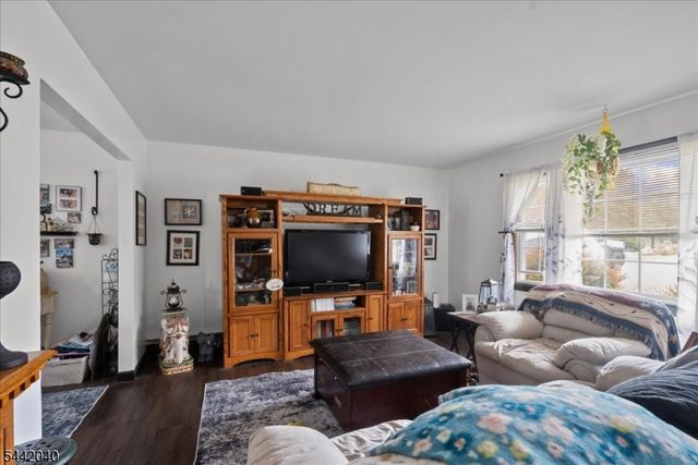5 Bethel Ct, Vernon Twp., NJ 07461
