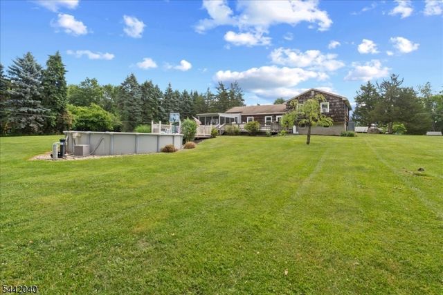 5 Bethel Ct, Vernon Twp., NJ 07461