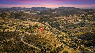 1390 Little Gopher Canyon Rd, Vista, CA 92084