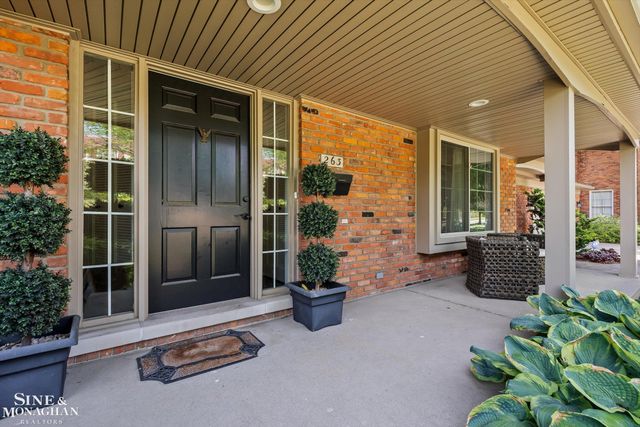 263 Lakeland Street, Grosse Pointe, MI 48230