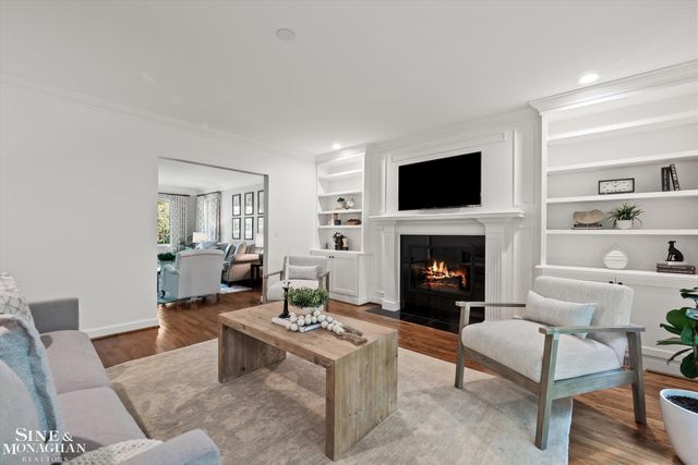 263 Lakeland Street, Grosse Pointe, MI 48230