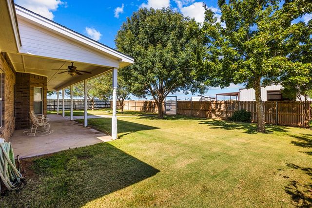 6611 Driftwood Dr, Gardendale, TX 79758