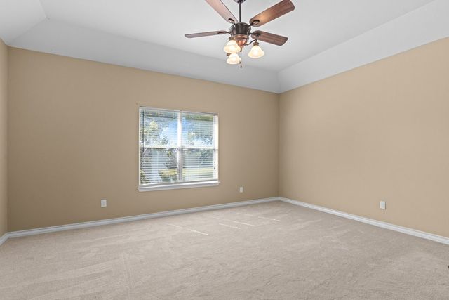 6611 Driftwood Dr, Gardendale, TX 79758