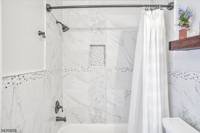 240 Riveredge Dr, Chatham Twp., NJ 07928