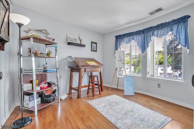 240 Riveredge Dr, Chatham Twp., NJ 07928