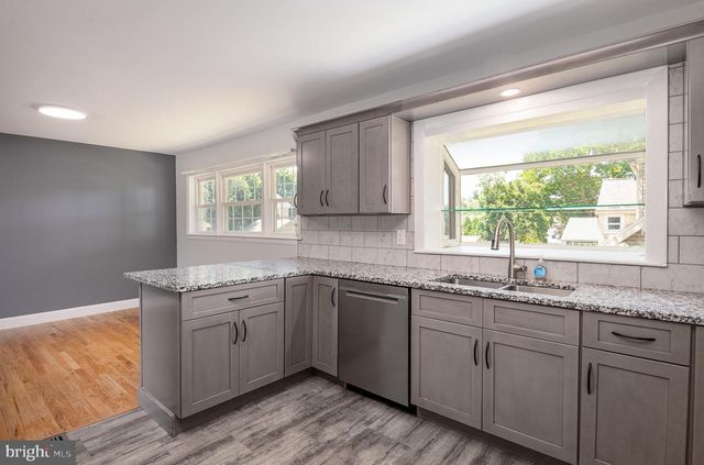 2401 BELL DR, Reading, PA 19609
