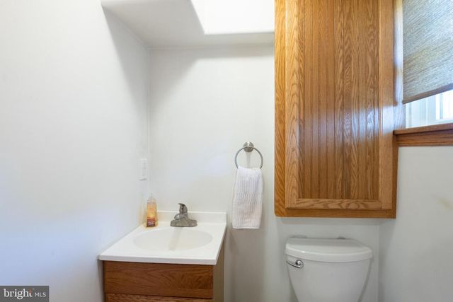 2401 BELL DR, Reading, PA 19609