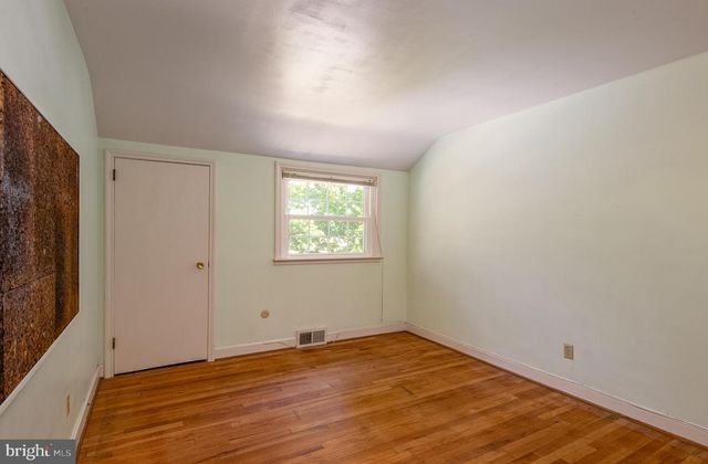 2401 BELL DR, Reading, PA 19609
