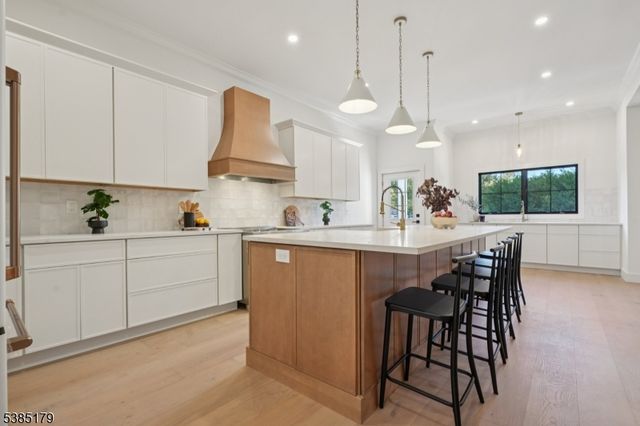 16 Terrace Rd, New Providence Boro, NJ 07974