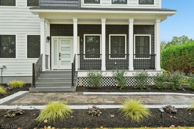 16 Terrace Rd, New Providence Boro, NJ 07974