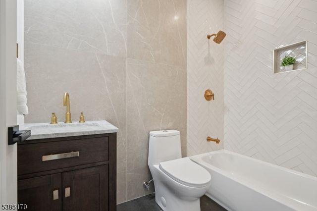 16 Terrace Rd, New Providence Boro, NJ 07974