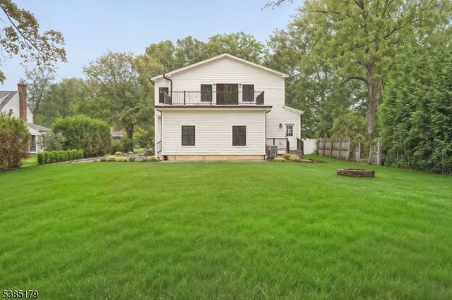 16 Terrace Rd, New Providence Boro, NJ 07974