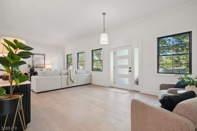 16 Terrace Rd, New Providence Boro, NJ 07974