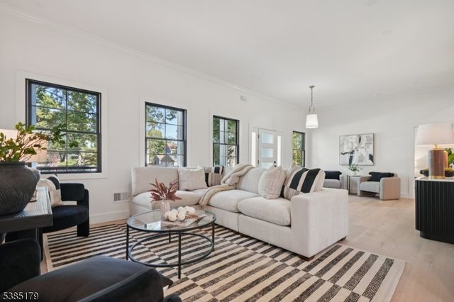 16 Terrace Rd, New Providence Boro, NJ 07974