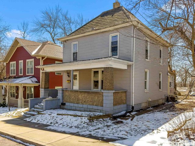 908 E BEHRENDS Avenue, Peoria, IL 61603