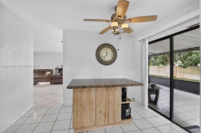 1580 SW 87th Terrace, Pembroke Pines, FL 33025