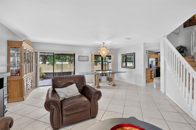 1580 SW 87th Terrace, Pembroke Pines, FL 33025