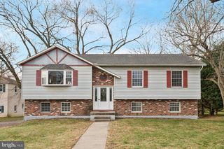 2376 THOMAS, Upper Chichester, PA 19014