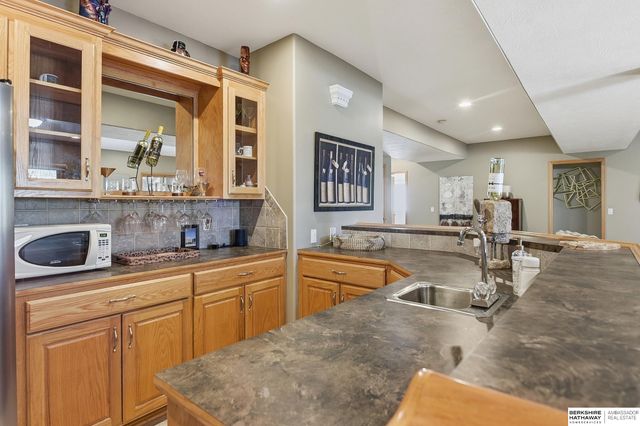18304 Polk Street, Omaha, NE 68135