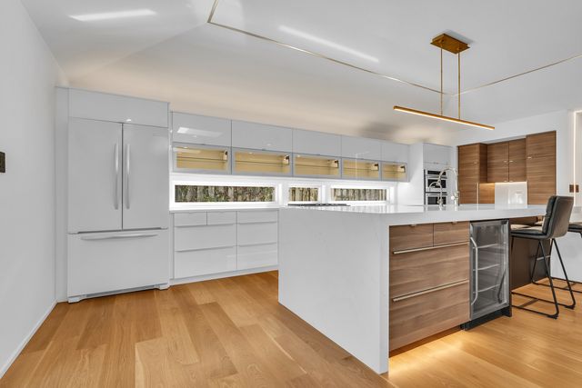 623 Echo Lane, Glenview, IL 60025