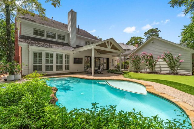 18 N Highland Court, The Woodlands, TX 77381