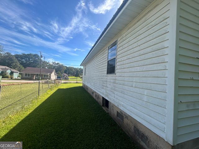 401 N 14th Avenue, Lanett, AL 36863