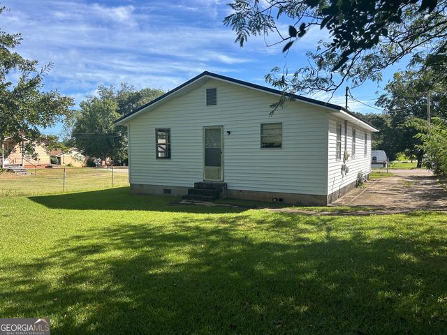 401 N 14th Avenue, Lanett, AL 36863