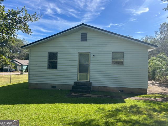 401 N 14th Avenue, Lanett, AL 36863