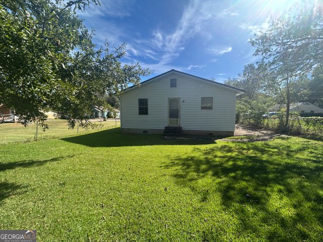 401 N 14th Avenue, Lanett, AL 36863